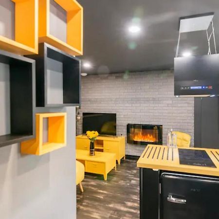 Black & Y'Hello T2 : Wifi/Parking/ 5' Centre-Ville อองกูแลม ภายนอก รูปภาพ