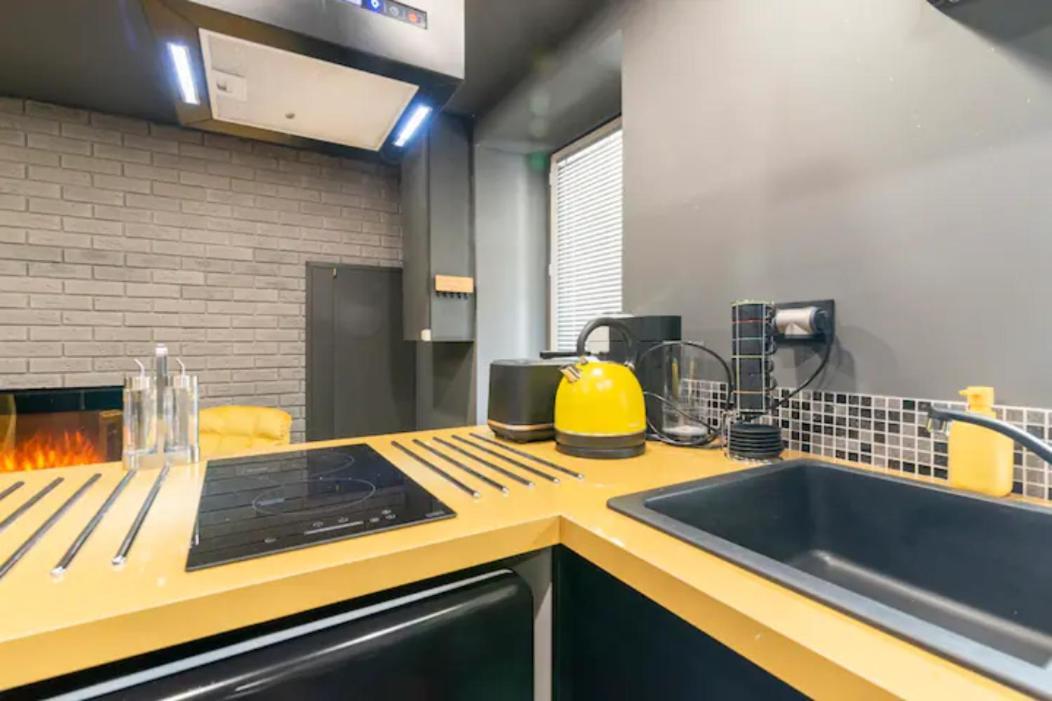 Black & Y'Hello T2 : Wifi/Parking/ 5' Centre-Ville อองกูแลม ภายนอก รูปภาพ